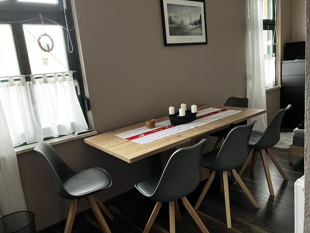 "Ferienwohnung Am Schloss" - Ferienwohnung Mit Blick Auf Das Barbyer Schloss, 5 Gehminuten Bis Zur Elbe Exteriör bild
